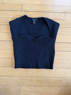 Sincerly Jules Black Ribbed Sweetheart Crop Tank